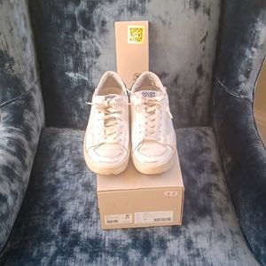Golden Goose Woman Stardan sneakers